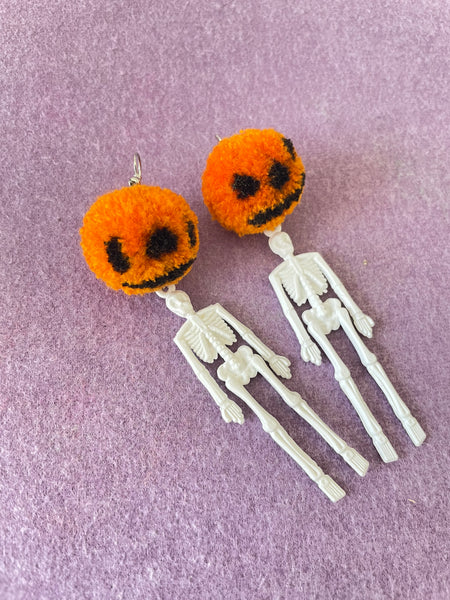 Pumpkin skeleton pompom earrings withe