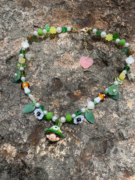 Snufkin necklace withe and green