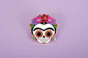 Frida skull pin