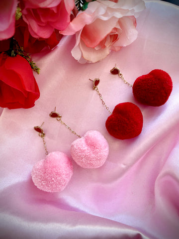 Edición limitada aretes de pompones corazón rosa o rojo